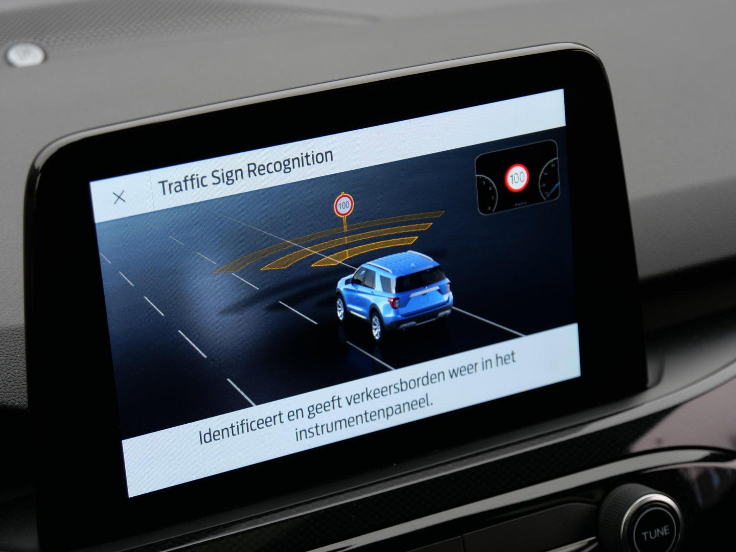 Ford Kuga PHEV ST-LINE/ DRIVER ASSIST PACK/ TREKHAAK/ NL-AUTO 1STE EIGENAAR