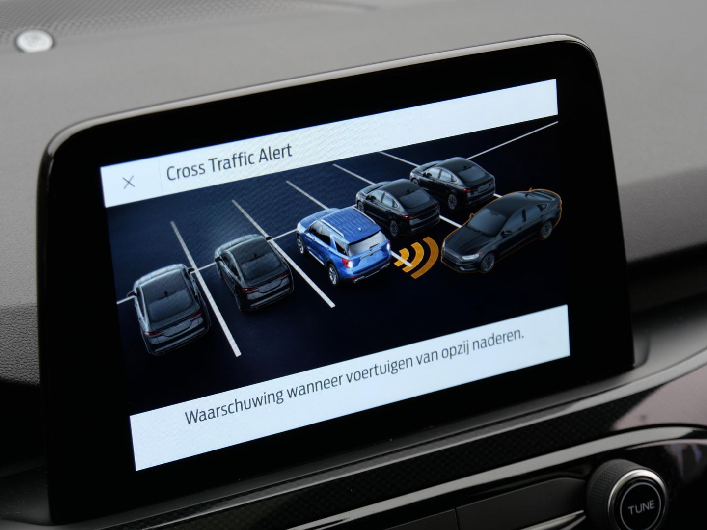 Ford Kuga PHEV ST-LINE/ DRIVER ASSIST PACK/ TREKHAAK/ NL-AUTO 1STE EIGENAAR