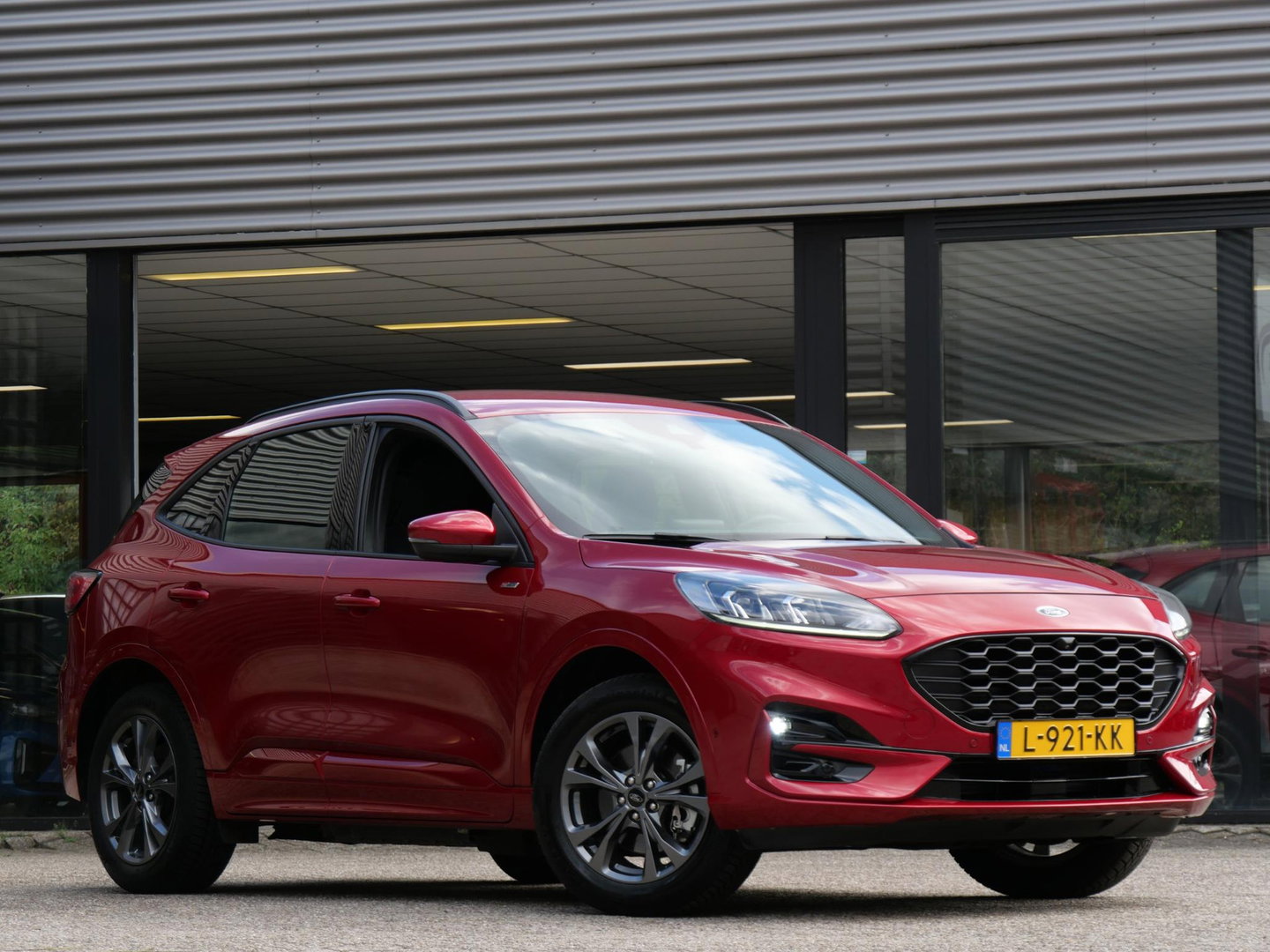 Ford Kuga PHEV ST-LINE/ DRIVER ASSIST PACK/ TREKHAAK/ NL-AUTO 1STE EIGENAAR
