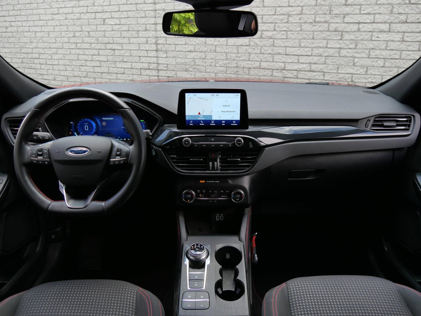 Ford Kuga PHEV ST-LINE/ DRIVER ASSIST PACK/ TREKHAAK/ NL-AUTO 1STE EIGENAAR