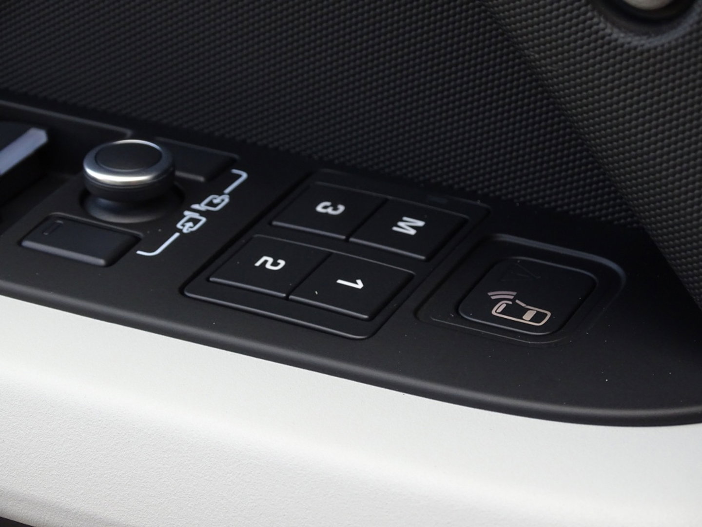 Land Rover Defender 110 2.0 P400e 110 x-Dynamic / HSE / Meridan / 360°