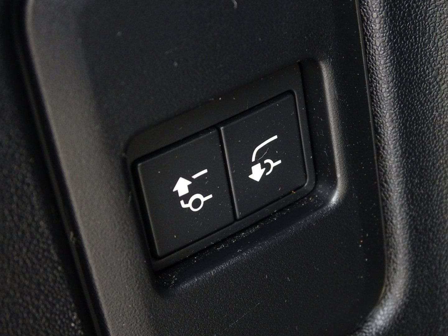 Land Rover Defender 110 2.0 P400e 110 x-Dynamic / HSE / Meridan / 360°