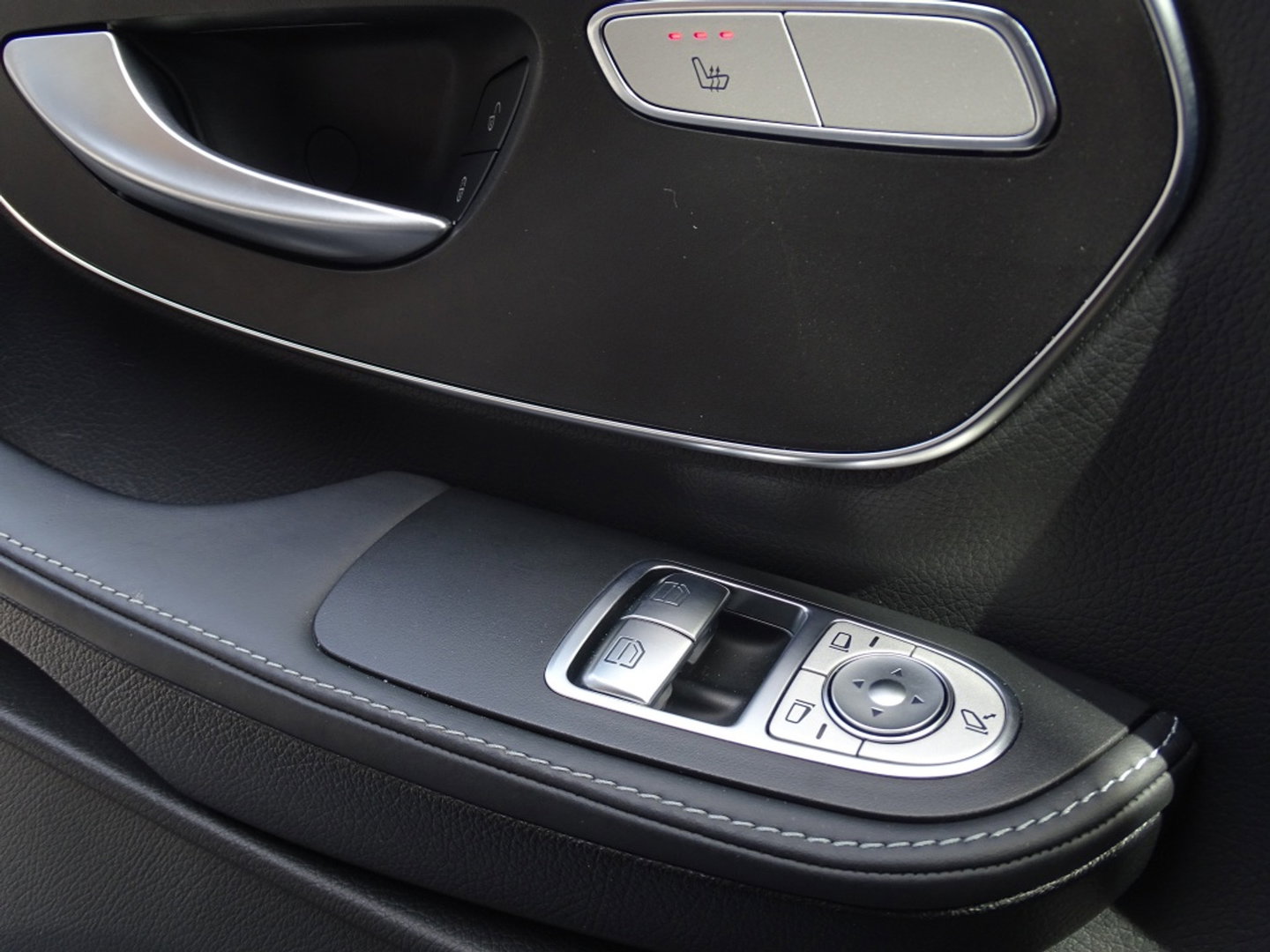 Mercedes-Benz V-Klasse 300d 239PK automaat / EL.DC.Av.Ed *NAP*
