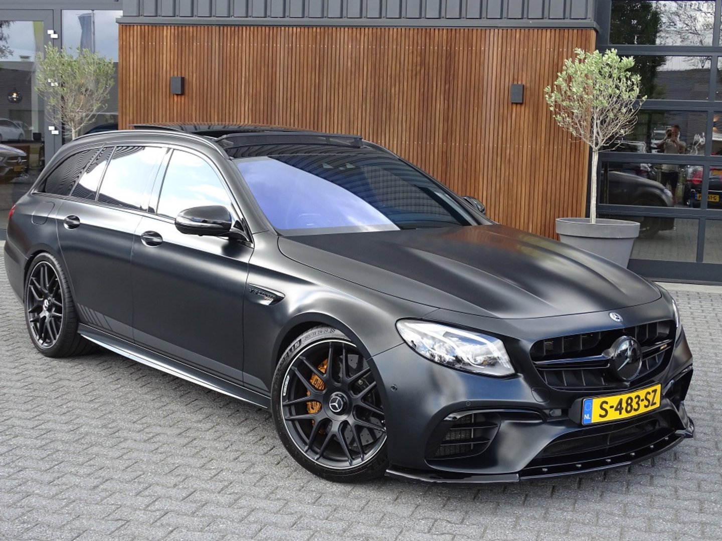 Mercedes-Benz E-Klasse Estate 63s AMG V8 612PK / Edition 1 / Burmester / Carbon / Ceramic / 360°
