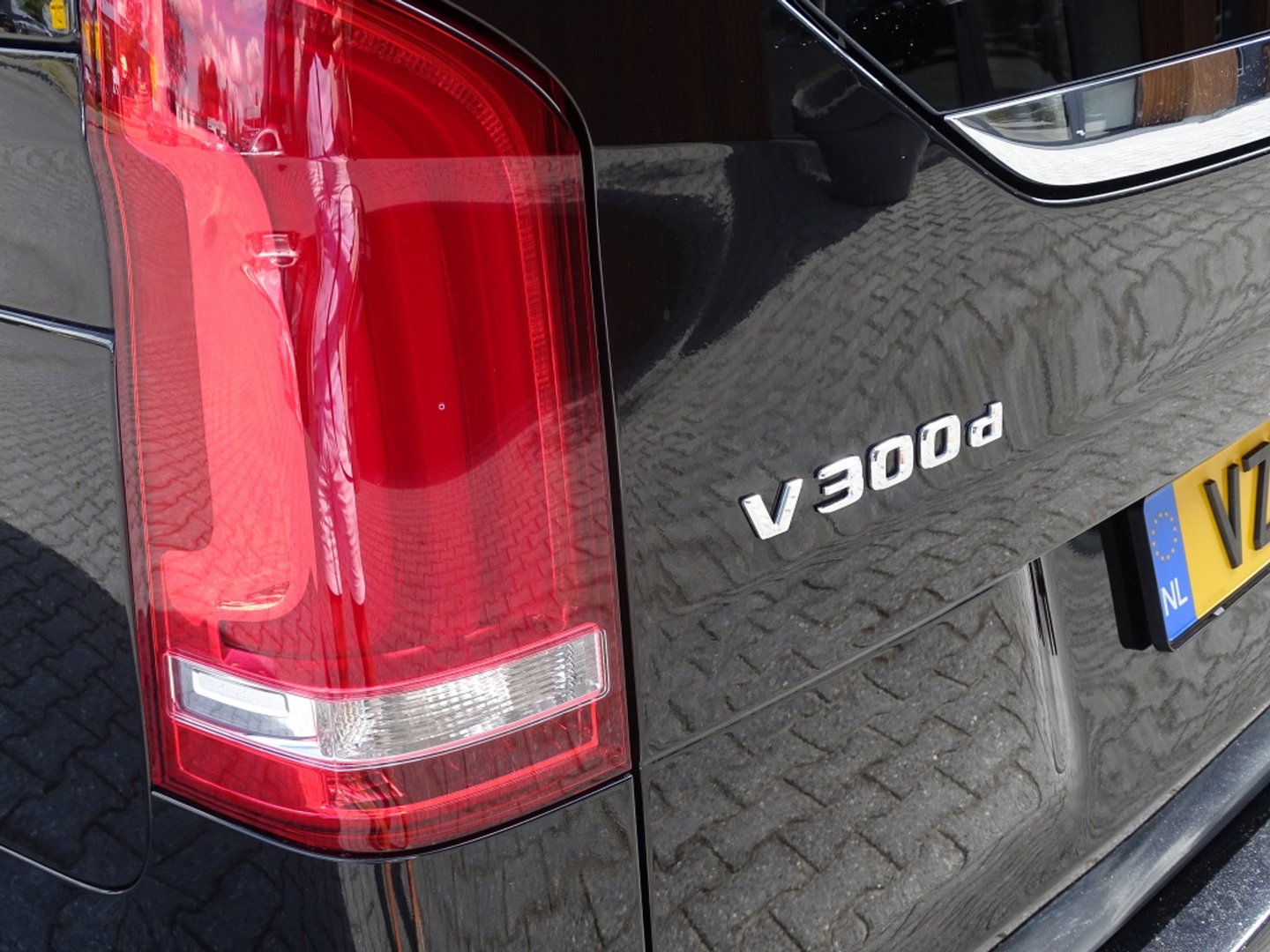 Mercedes-Benz V-Klasse 300d 239PK automaat / EL.DC.Av.Ed *NAP*