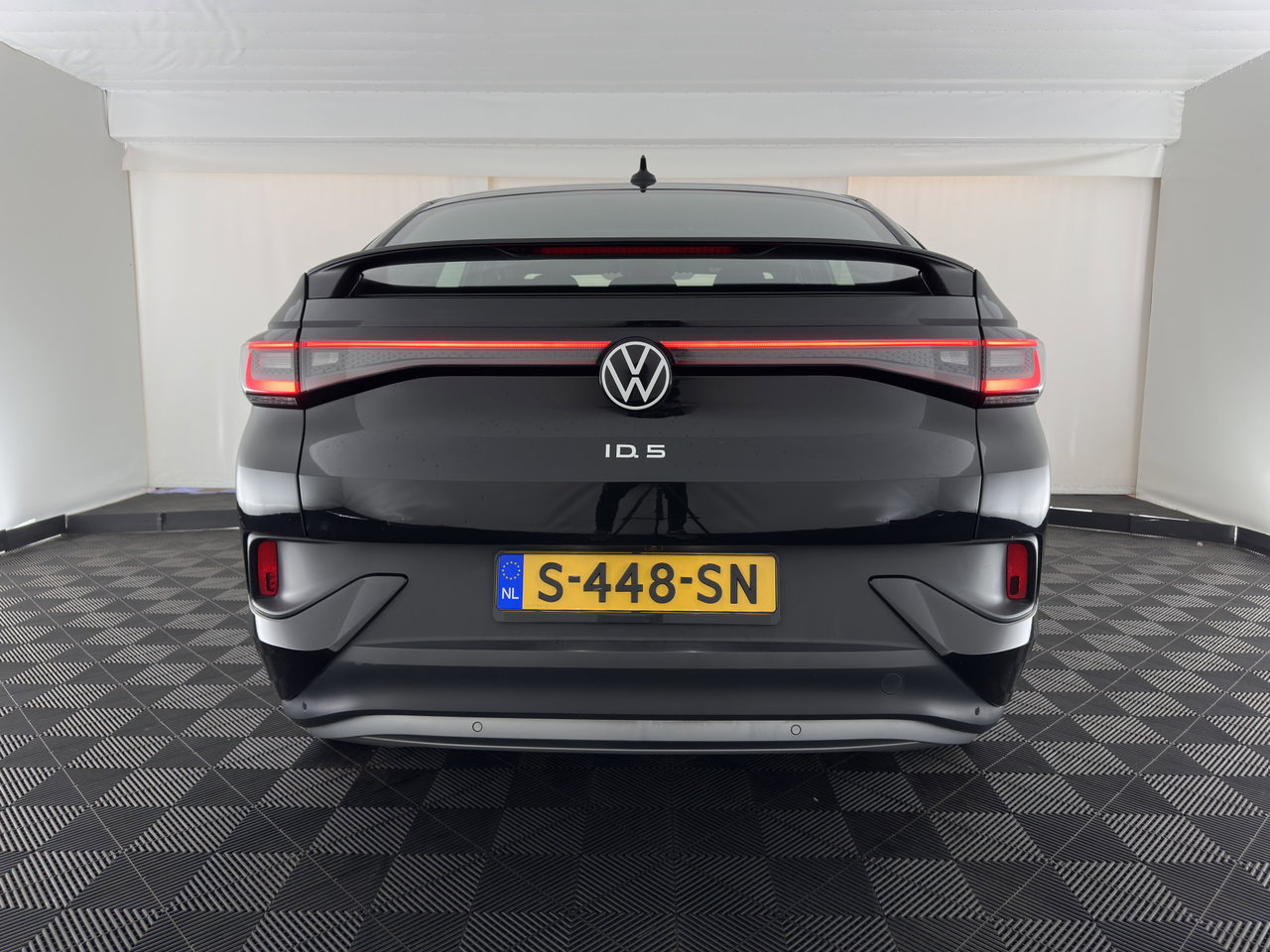 Volkswagen ID.5