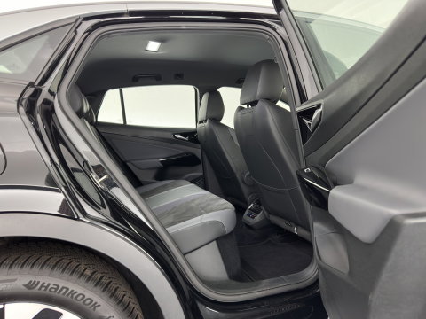 Volkswagen ID.5 Pro Business 77 kWh [3-Fase-11kW] {SoH-93%} (INCL.BTW) *HEAD-UP | LEATHER-FABRIC | FULL-LED | ADAPTIE-CRUISE |  DIGI-COCKPIT | HEATED-COMFORTSEATS | KEYLESS | DAB+ | AMBIENT-LIGHT | NAVI-FULLMAP | CAMERA | TOWBAR | 19''ALU*
