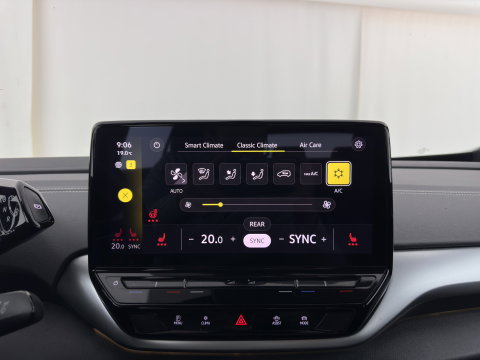 Volkswagen ID.5 Pro Business 77 kWh [3-Fase-11kW] {SoH-93%} (INCL.BTW) *HEAD-UP | LEATHER-FABRIC | FULL-LED | ADAPTIE-CRUISE |  DIGI-COCKPIT | HEATED-COMFORTSEATS | KEYLESS | DAB+ | AMBIENT-LIGHT | NAVI-FULLMAP | CAMERA | TOWBAR | 19''ALU*