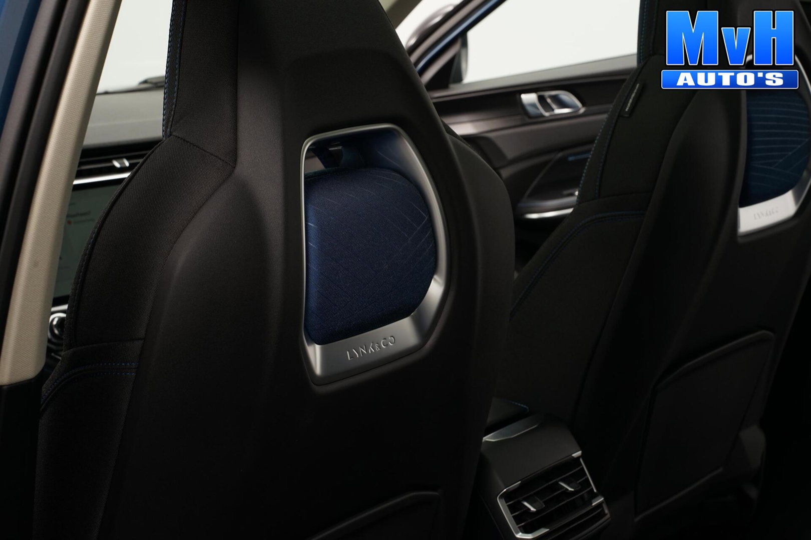 Lynk & Co 01 1.5 PHEV|SOH87%|262PK|LUXE|CAMERA|PANO