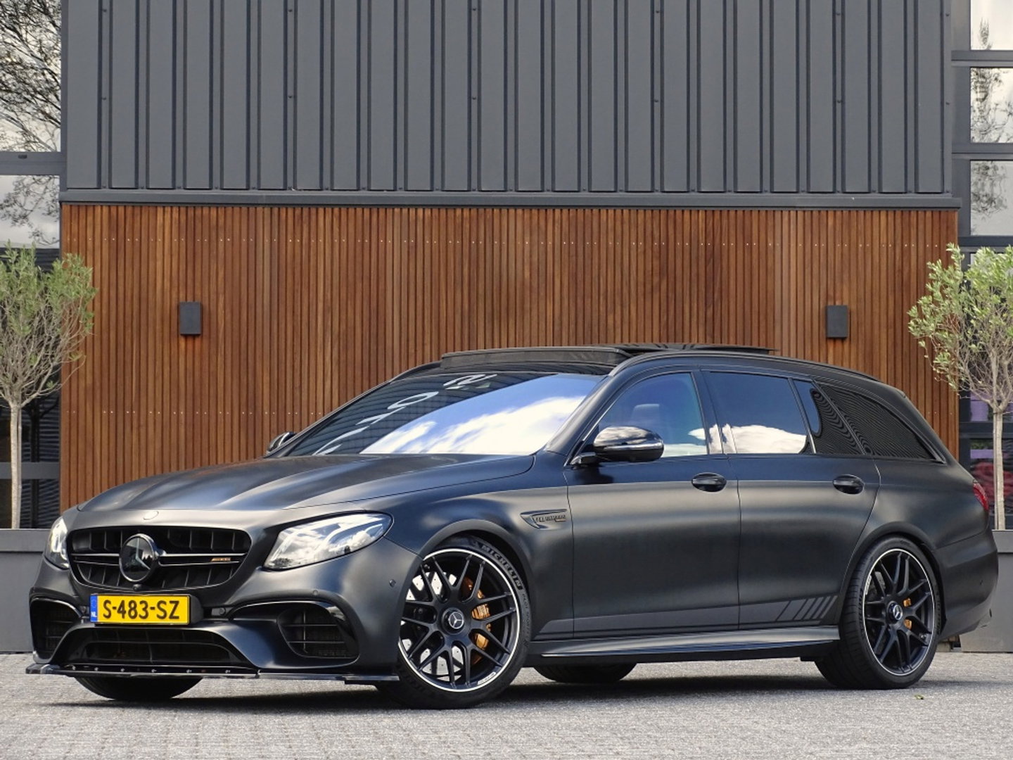 Mercedes-Benz E-Klasse Estate 63s AMG V8 612PK / Edition 1 / Burmester / Carbon / Ceramic / 360°