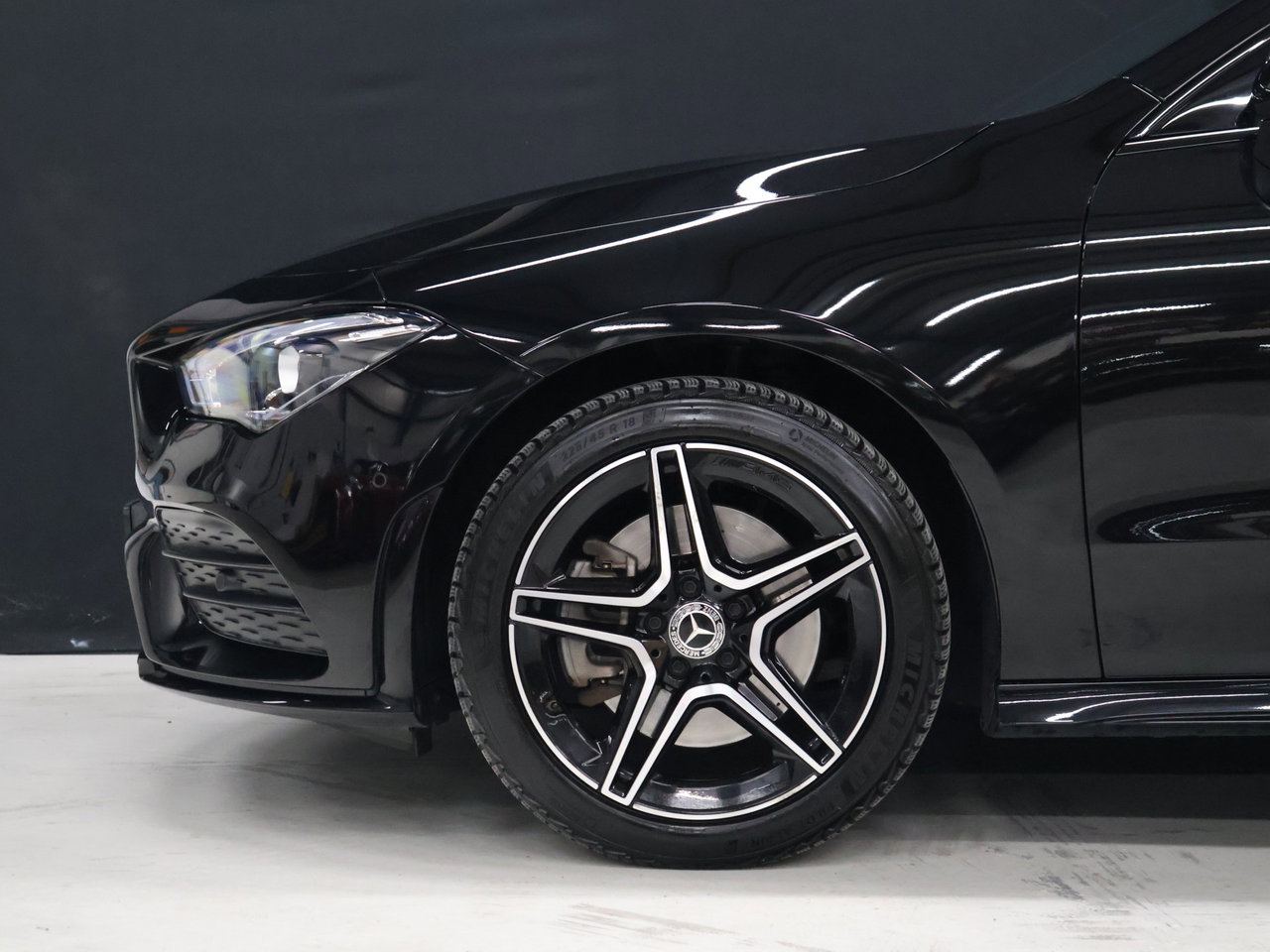 Mercedes-Benz CLA