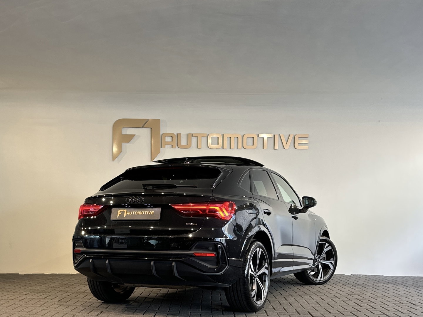 Audi Q3 Sportback 40 TFSI quattro 3xS-Line Pano|ACC|Lane|Camera|Carplay