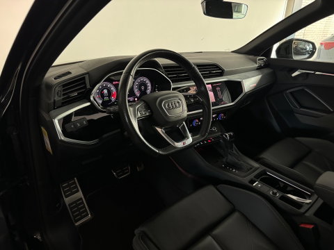 Audi Q3 Sportback 40 TFSI quattro 3xS-Line Pano|ACC|Lane|Camera|Carplay