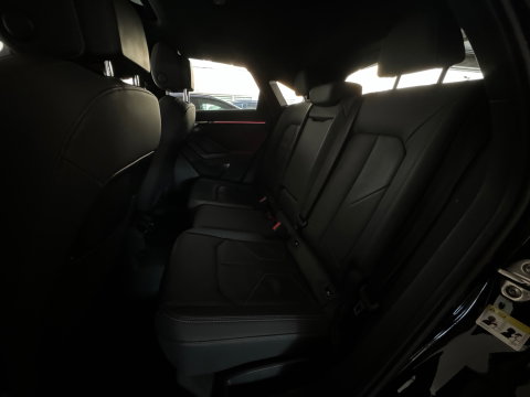 Audi Q3 Sportback 40 TFSI quattro 3xS-Line Pano|ACC|Lane|Camera|Carplay