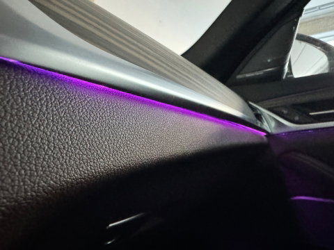 BMW 5 Serie 545e xDrive Pano|HuD|Drive Assist|Stoelventilatie|Sfeer