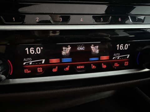 BMW 5 Serie 545e xDrive Pano|HuD|Drive Assist|Stoelventilatie|Sfeer