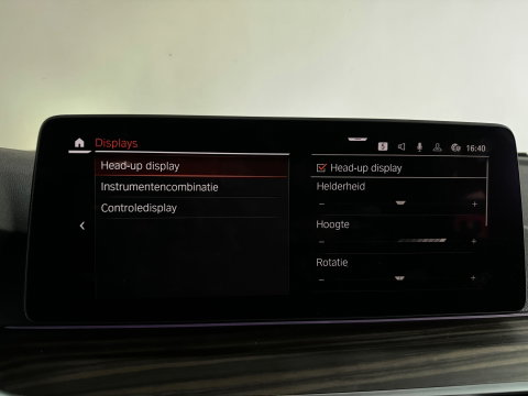 BMW 5 Serie 545e xDrive Pano|HuD|Drive Assist|Stoelventilatie|Sfeer
