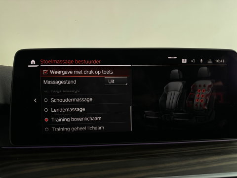 BMW 5 Serie 545e xDrive Pano|HuD|Drive Assist|Stoelventilatie|Sfeer