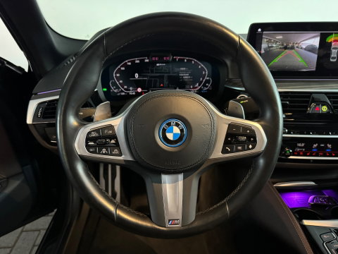 BMW 5 Serie 545e xDrive Pano|HuD|Drive Assist|Stoelventilatie|Sfeer