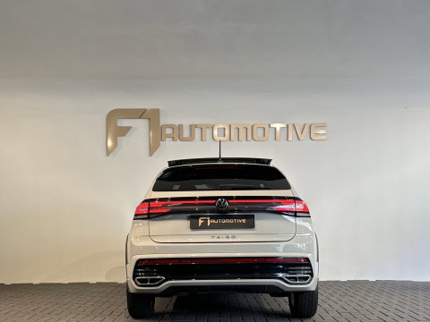 Volkswagen Taigo 1.0 TSI R-Line Pano|Lane Assist|Camera|Stoelverwarming|Carplay|