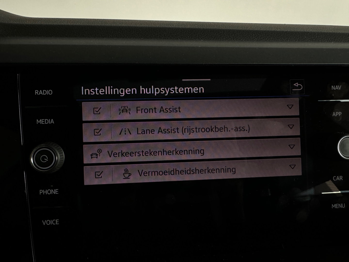 Volkswagen Taigo 1.0 TSI R-Line Pano|Lane Assist|Camera|Stoelverwarming|Carplay|