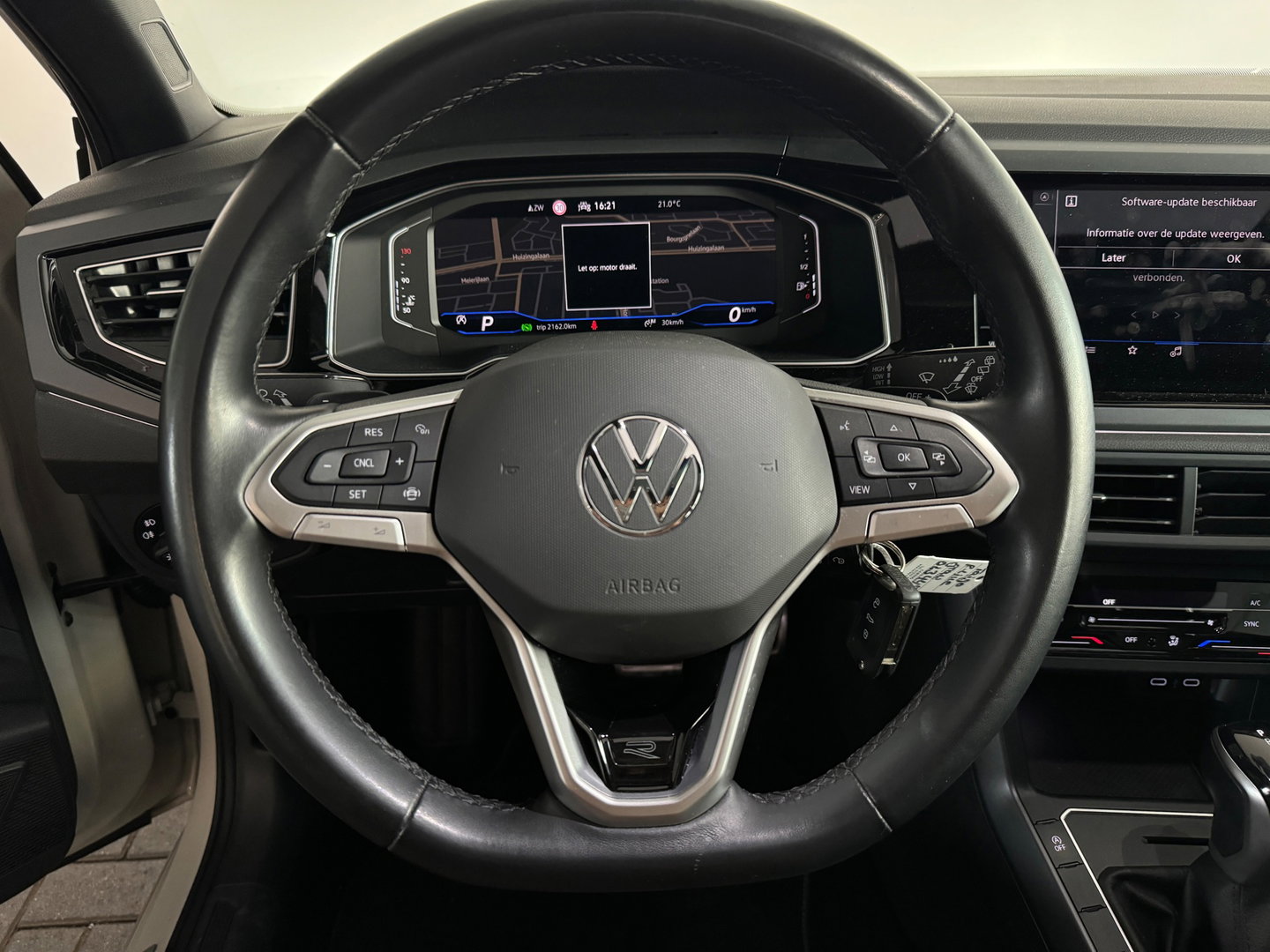 Volkswagen Taigo 1.0 TSI R-Line Pano|Lane Assist|Camera|Stoelverwarming|Carplay|