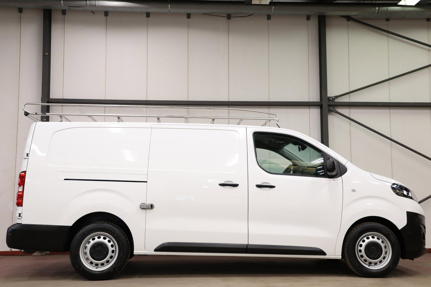 Opel Vivaro 2.0 CDTI L3H1 LANG IMPERIAAL TREKHAAK 3PERS