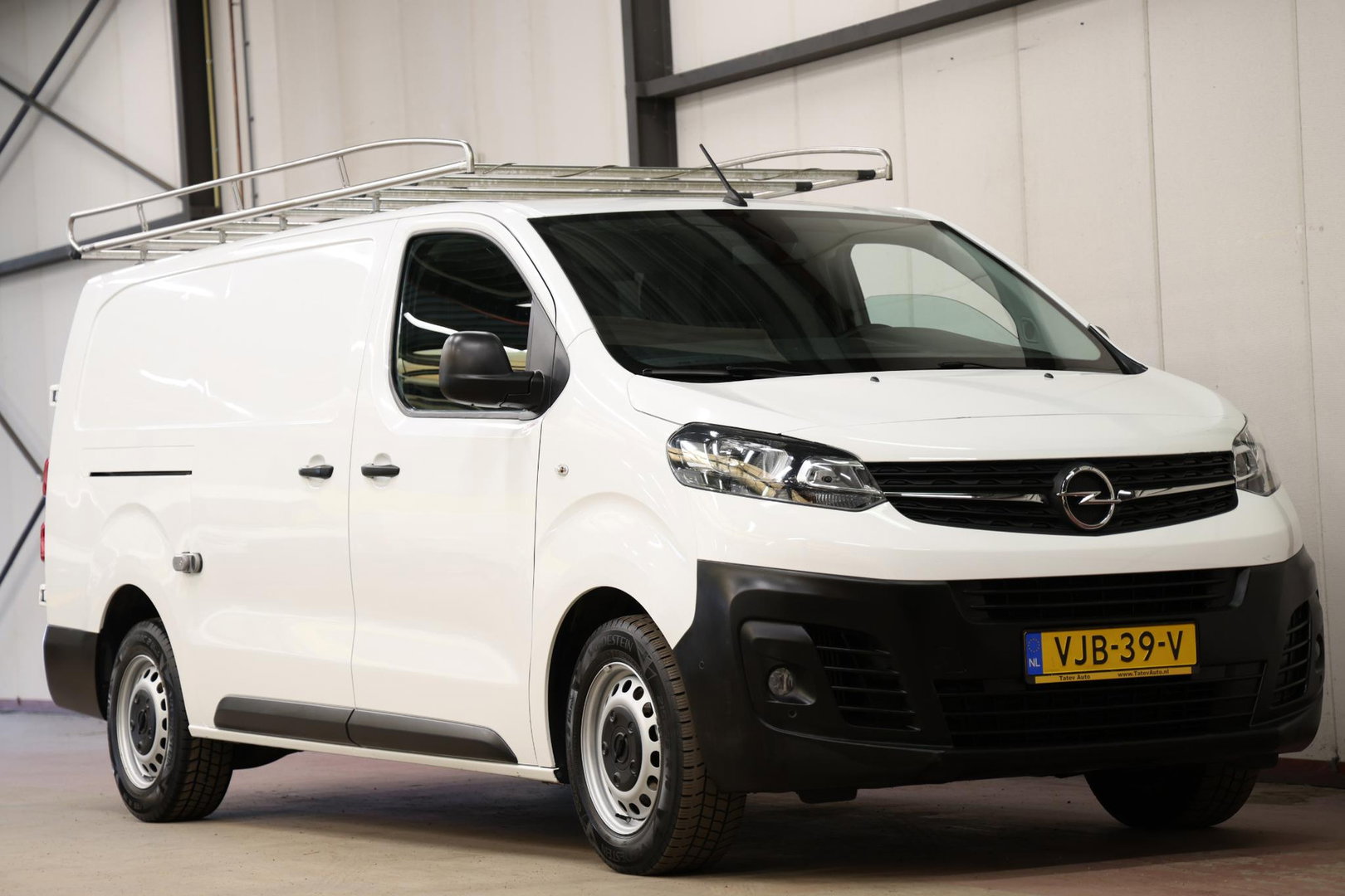 Opel Vivaro 2.0 CDTI L3H1 LANG IMPERIAAL TREKHAAK 3PERS