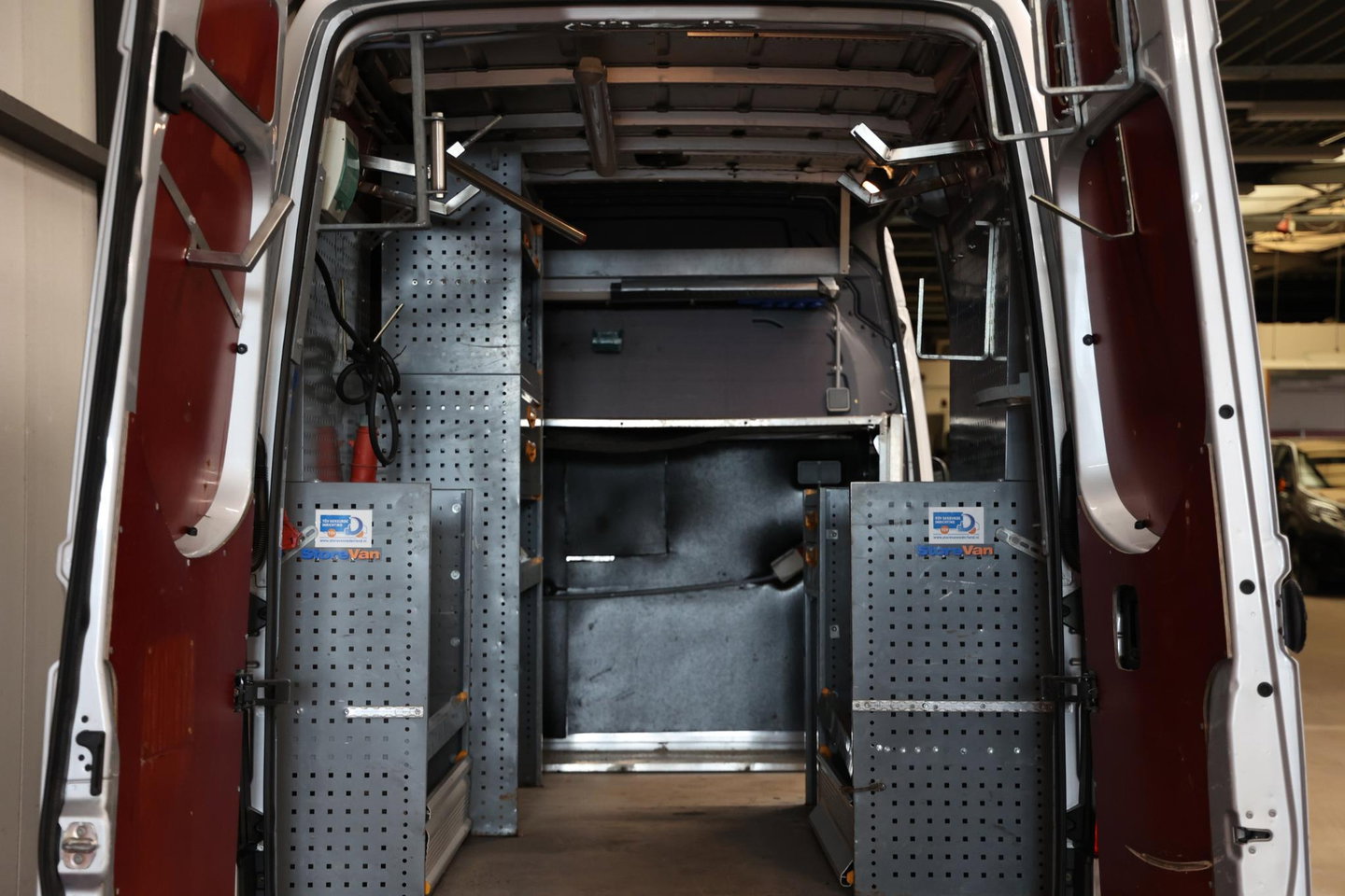 Mercedes-Benz Sprinter 316 2.2 CDI L2H2 AUTOMAAT TREKHAAK 3500KG TREKVERM
