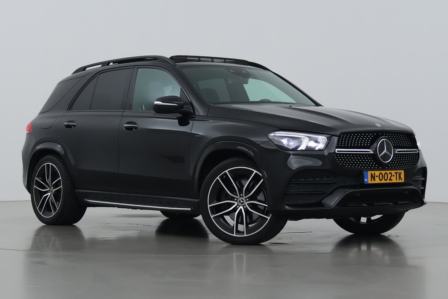 Mercedes-Benz GLE 350 de 4MATIC Premium Plus | Burmester | Panoramadak | Luchtvering | BLIS | Nightpakket | Trekhaak | ACC