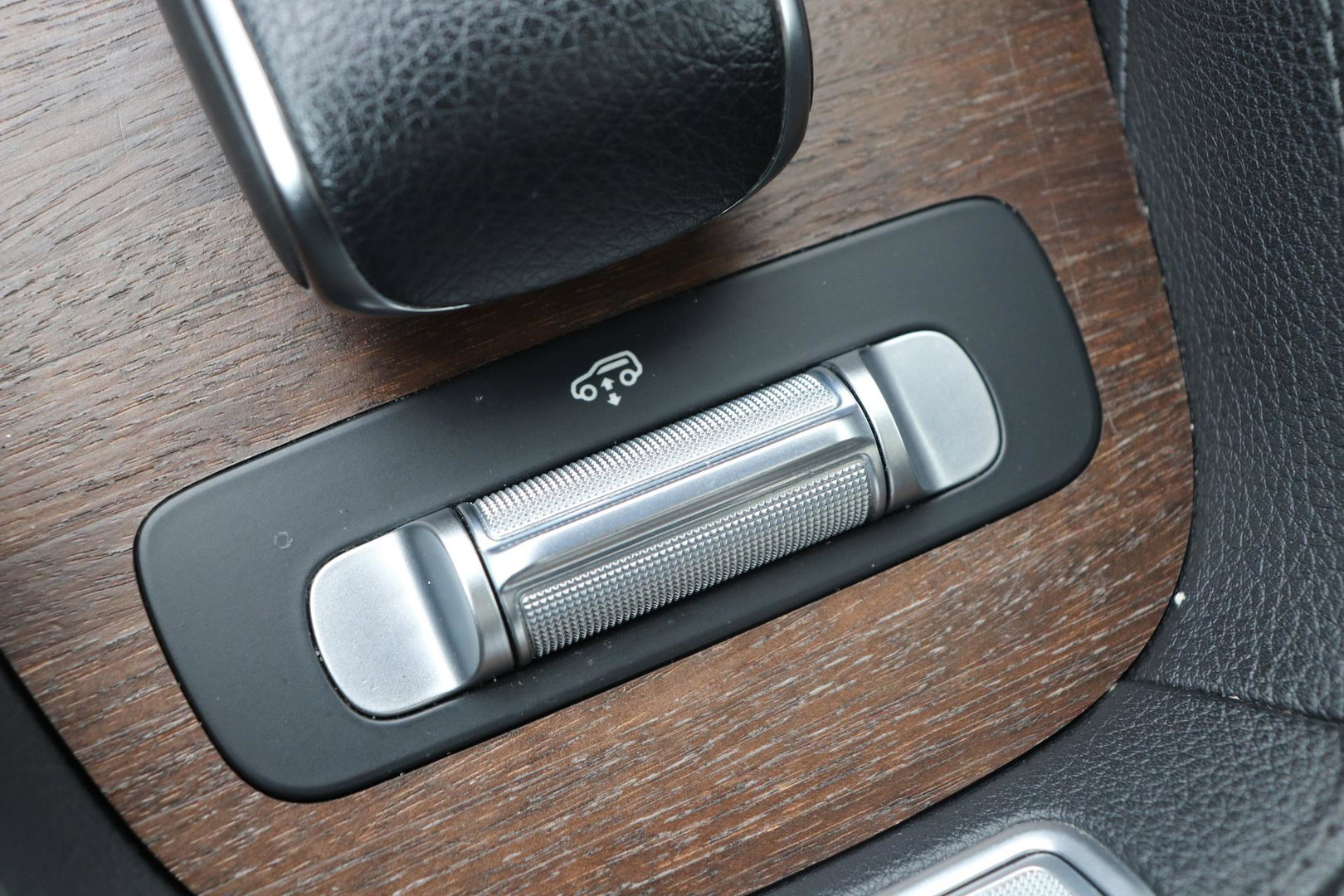Mercedes-Benz GLE 350 de 4MATIC Premium Plus | Burmester | Panoramadak | Luchtvering | BLIS | Nightpakket | Trekhaak | ACC