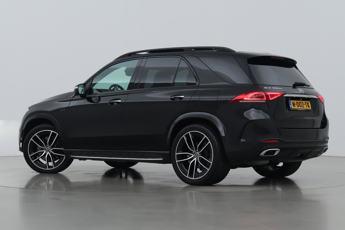 Mercedes-Benz GLE 350 de 4MATIC Premium Plus | Burmester | Panoramadak | Luchtvering | BLIS | Nightpakket | Trekhaak | ACC