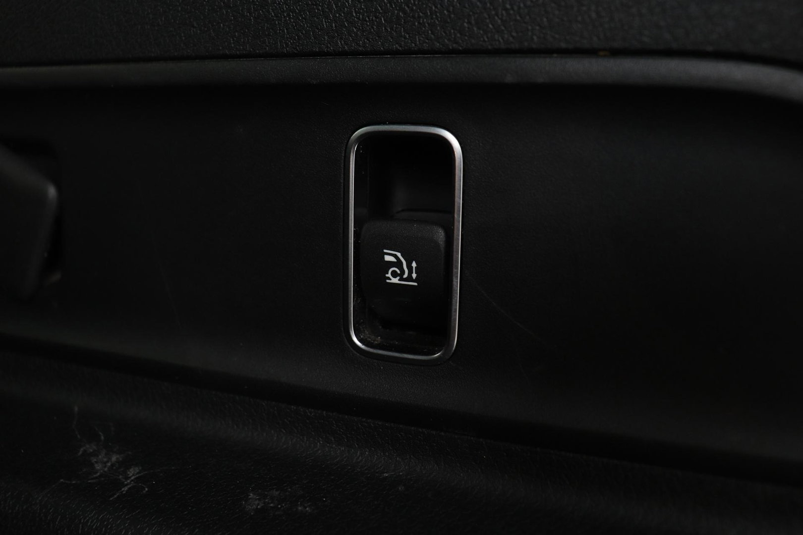 Mercedes-Benz GLE 350 de 4MATIC Premium Plus | Burmester | Panoramadak | Luchtvering | BLIS | Nightpakket | Trekhaak | ACC