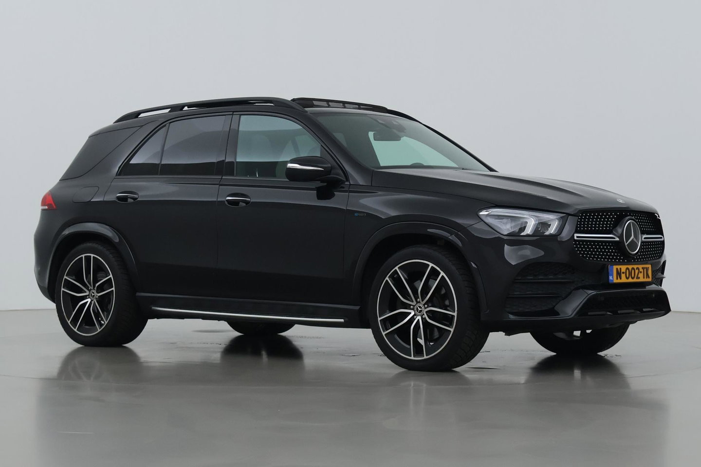 Mercedes-Benz GLE 350 de 4MATIC Premium Plus | Burmester | Panoramadak | Luchtvering | BLIS | Nightpakket | Trekhaak | ACC