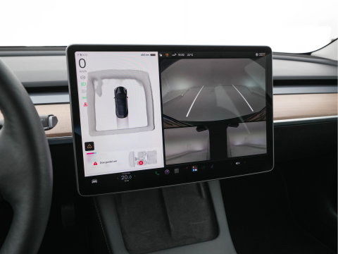Tesla Model 3 Standard RWD Plus 60 kWh [3-Fase-11kW] {SoH-90%} (INCL-BTW) Aut. *PANO | AUTOPILOT | LEATHER | KEYLESS | FULL-LED | MEMORY-PACK | TOPVIEW | DAB | CARPLAY | DIGI-COCKPIT | LANE-ASSIST | HEATED- COMFORTSEATS | 19"ALU*