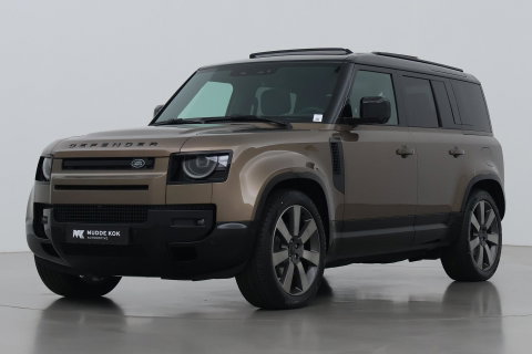 Land Rover Defender 110 P300e X-Dynamic HSE | Luchtvering | Trekhaak | Stoelventilatie | Panoramadak | 360° Camera | Koelkast | 22 Inch