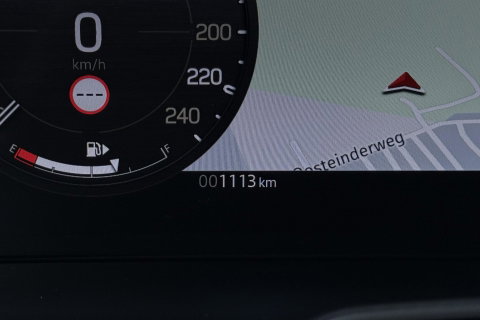 Land Rover Defender 110 P300e X-Dynamic HSE | Luchtvering | Stoelventilatie | Trekhaak | 360° Camera | Meridian | Stoel+Stuurverwarming | ACC