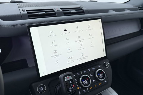 Land Rover Defender 110 P300e X-Dynamic HSE | Luchtvering | Stoelventilatie | Trekhaak | 360° Camera | Meridian | Stoel+Stuurverwarming | ACC