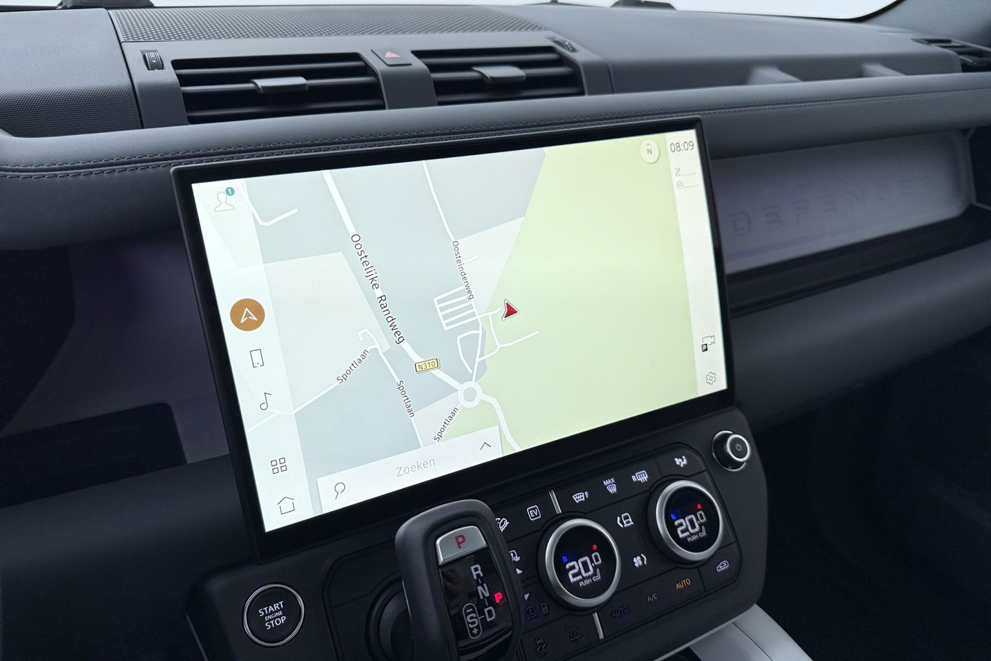 Land Rover Defender 110 P300e X-Dynamic HSE | Luchtvering | Stoelventilatie | Trekhaak | 360° Camera | Meridian | Stoel+Stuurverwarming | ACC