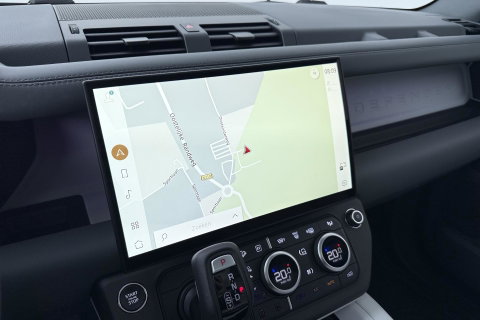 Land Rover Defender 110 P300e X-Dynamic HSE | Luchtvering | Stoelventilatie | Trekhaak | 360° Camera | Meridian | Stoel+Stuurverwarming | ACC