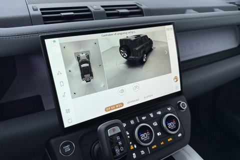 Land Rover Defender 110 P300e X-Dynamic HSE | Luchtvering | Stoelventilatie | Trekhaak | 360° Camera | Meridian | Stoel+Stuurverwarming | ACC