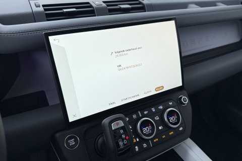 Land Rover Defender 110 P300e X-Dynamic HSE | Luchtvering | Stoelventilatie | Trekhaak | 360° Camera | Meridian | Stoel+Stuurverwarming | ACC