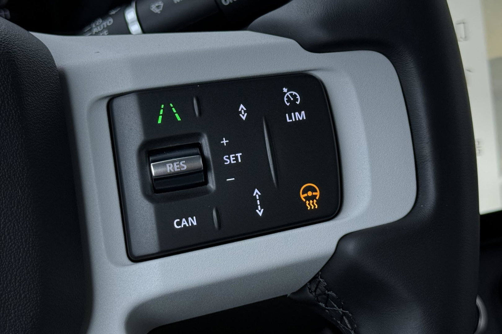 Land Rover Defender 110 P300e X-Dynamic HSE | Luchtvering | Stoelventilatie | Trekhaak | 360° Camera | Meridian | Stoel+Stuurverwarming | ACC
