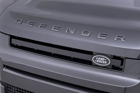 Land Rover Defender 110 P300e X-Dynamic HSE | Luchtvering | Stoelventilatie | Trekhaak | 360° Camera | Meridian | Stoel+Stuurverwarming | ACC