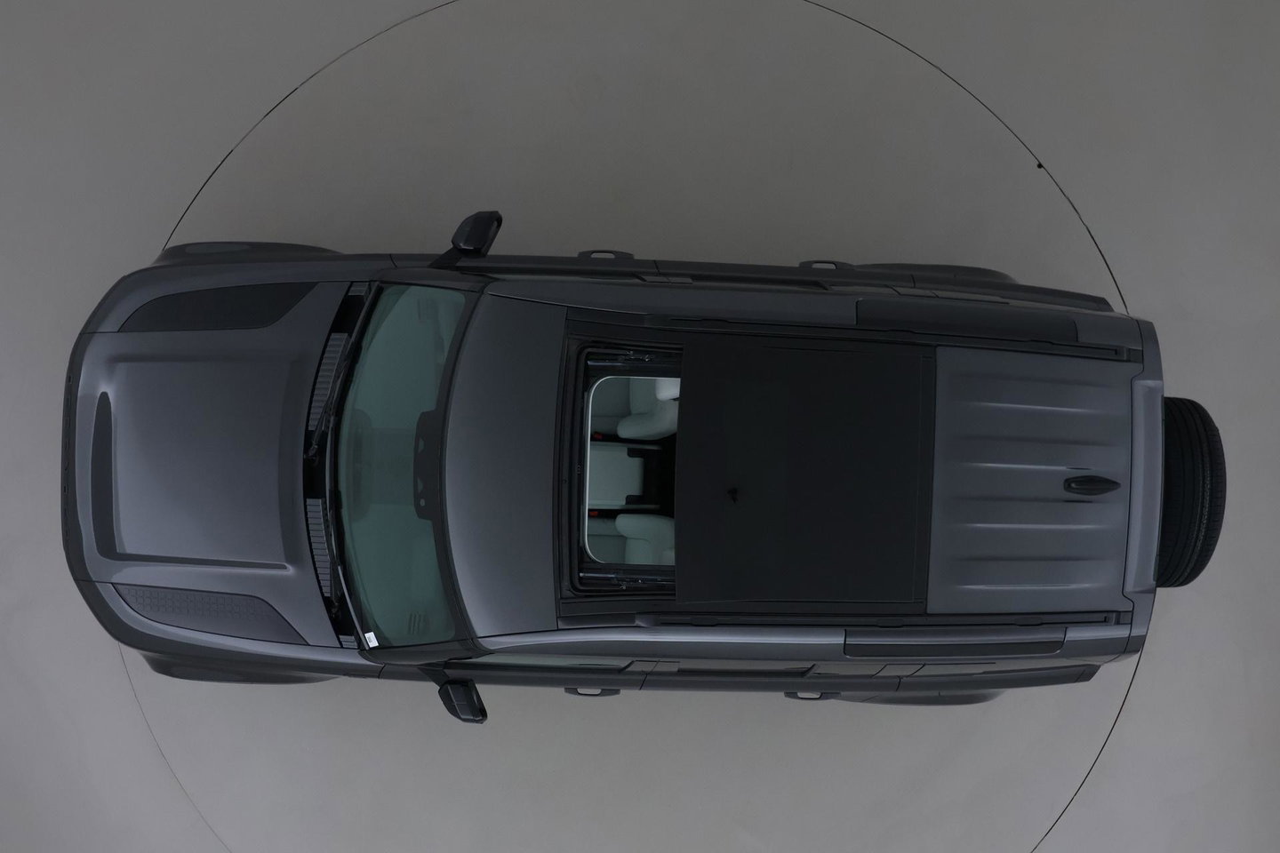 Land Rover Defender 110 P300e X-Dynamic HSE | Luchtvering | Stoelventilatie | Trekhaak | 360° Camera | Meridian | Stoel+Stuurverwarming | ACC