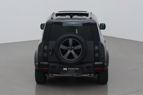 Land Rover Defender 110 P300e X-Dynamic HSE | Luchtvering | Stoelventilatie | Trekhaak | 360° Camera | Meridian | Stoel+Stuurverwarming | ACC