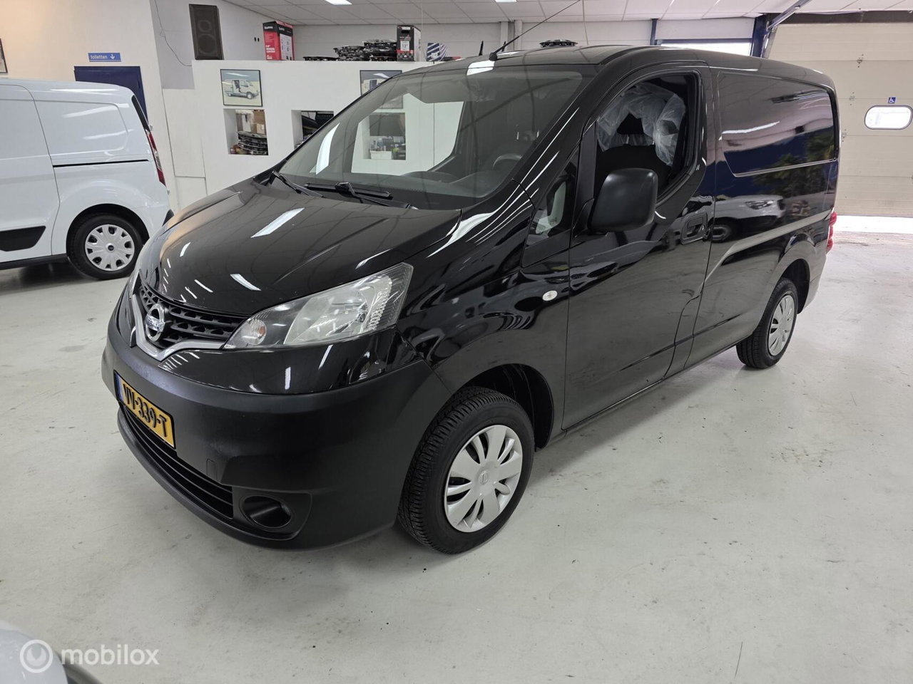 Nissan NV200