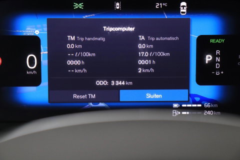 Volvo XC60 T6 Plus Black Edition | Harman/Kardon | Pilot Assist | Panoramadak | 360° Camera | Head-Up | Stoel+Stuurverwarming | 21 Inch