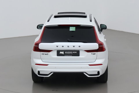 Volvo XC60 T6 Plus Black Edition | Harman/Kardon | Pilot Assist | Panoramadak | 360° Camera | Head-Up | Stoel+Stuurverwarming | 21 Inch