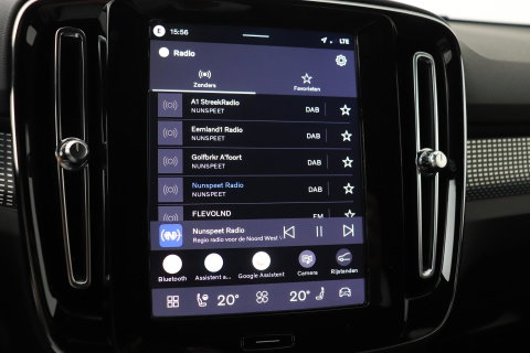 Volvo EX40 Single Motor Extended Range Plus Black Edition | 82 kWh | Harman/Kardon | 360° Camera | Warmtepomp | Memory | Stoel+Stuurverwarming | 20 Inch